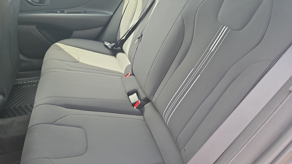New 2026 Hyundai Elantra Sport FWD image 28