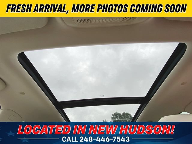 Used 2020 Cadillac XT5 Premium Luxury w/ LPO, Floor Liner Package FWD image 18