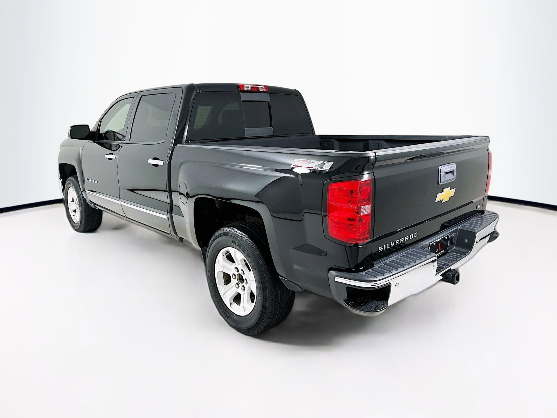 Used 2014 Chevrolet Silverado 1500 LTZ Z71 w/ LTZ Plus Package image 6