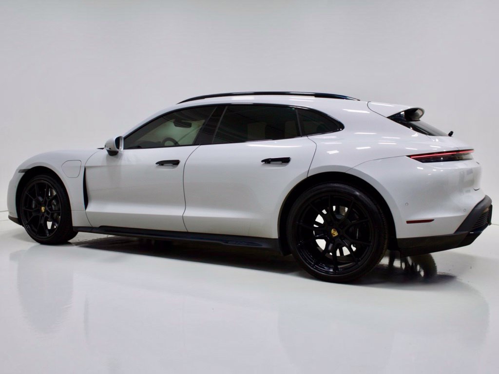 Used 2024 Porsche Taycan GTS AWD/4WD image 19