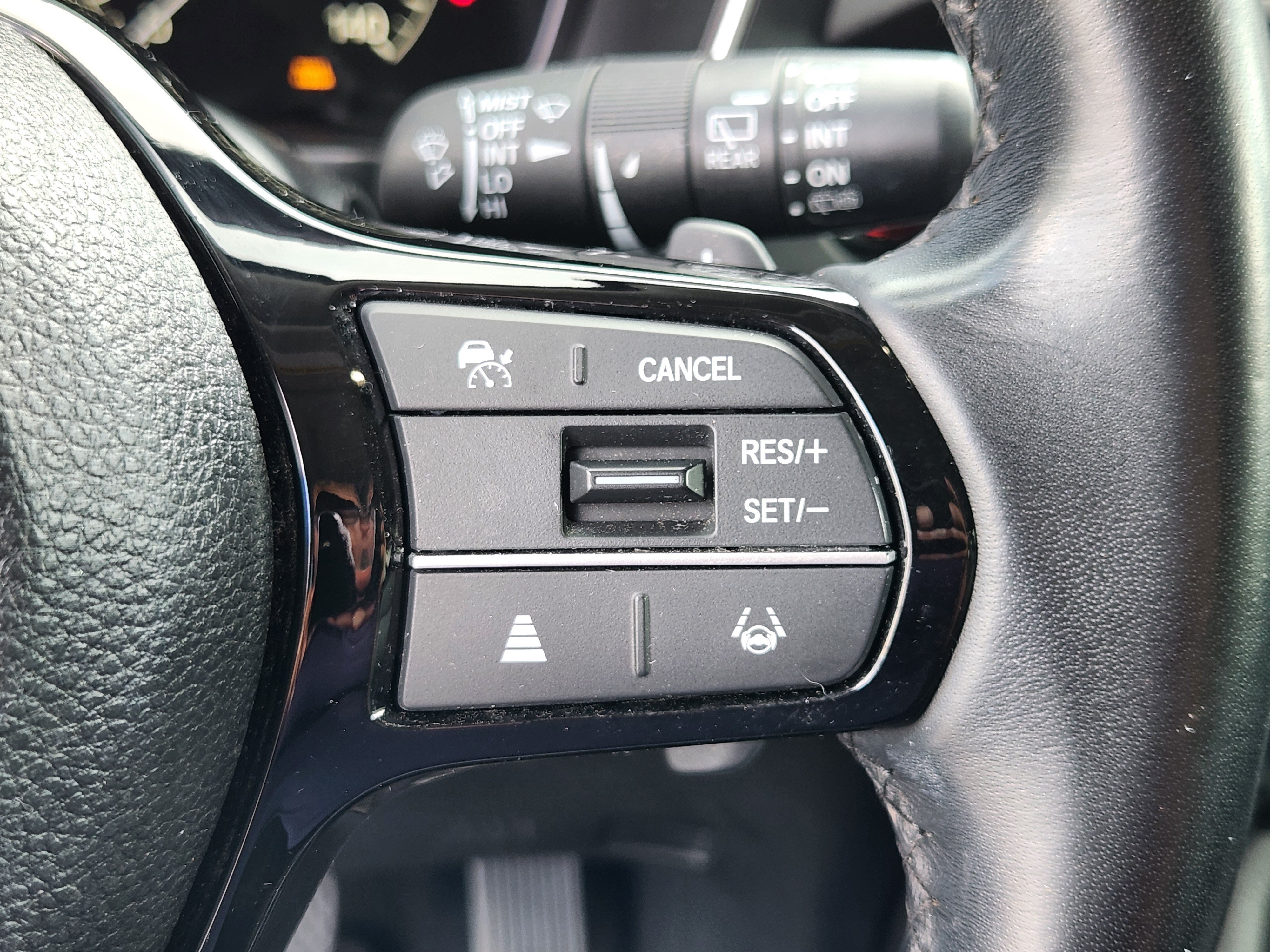 Certified 2023 Honda Pilot Touring image 27
