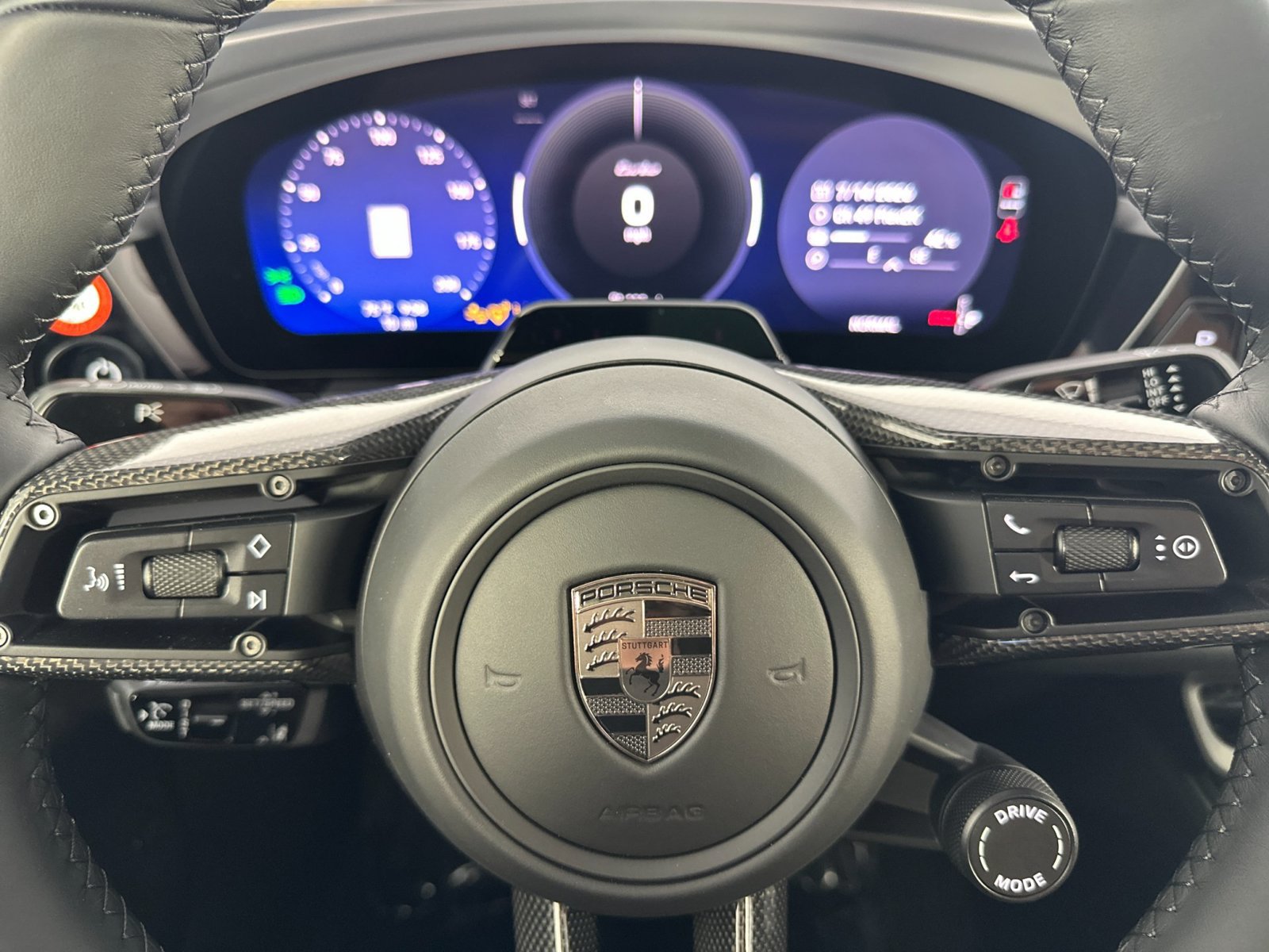 New 2026 Porsche Macan Turbo Electric AWD/4WD image 28