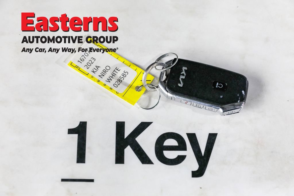 Used 2023 Kia Niro Wind w/ Wind Preserve Package image 23