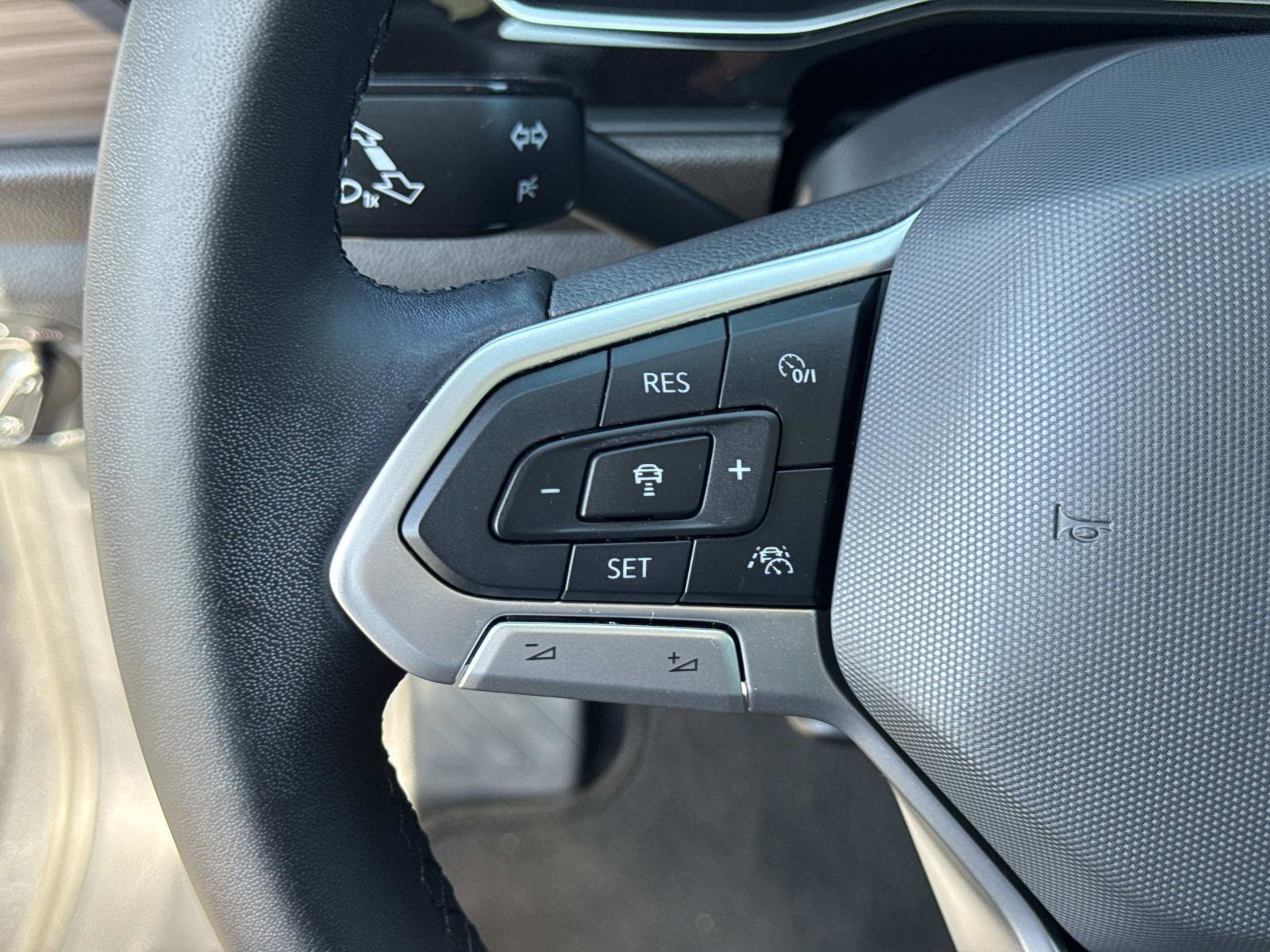 Certified 2023 Volkswagen Jetta SEL image 11