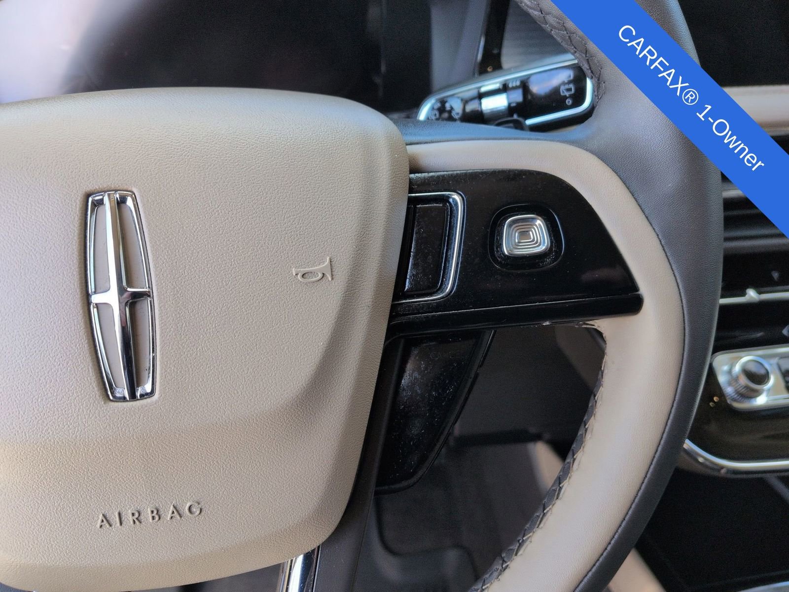 Used 2023 Lincoln Corsair AWD image 27