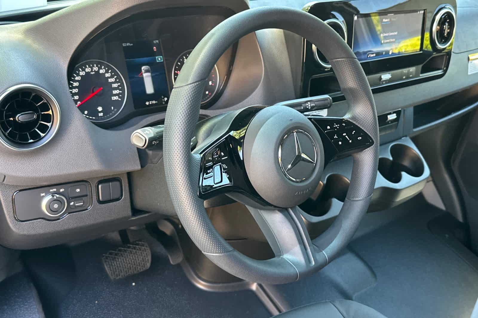 New 2026 Mercedes-Benz Sprinter 2500 image 12