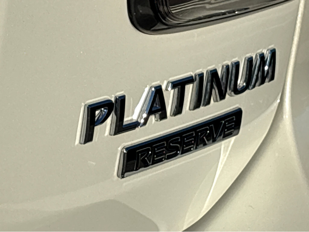 Used 2020 Nissan Armada Platinum w/ Platinum Reserve Package image 22