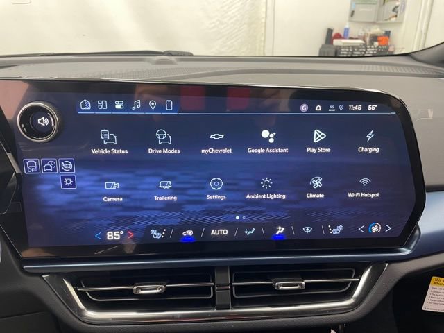 New 2026 Chevrolet Equinox EV LT image 3