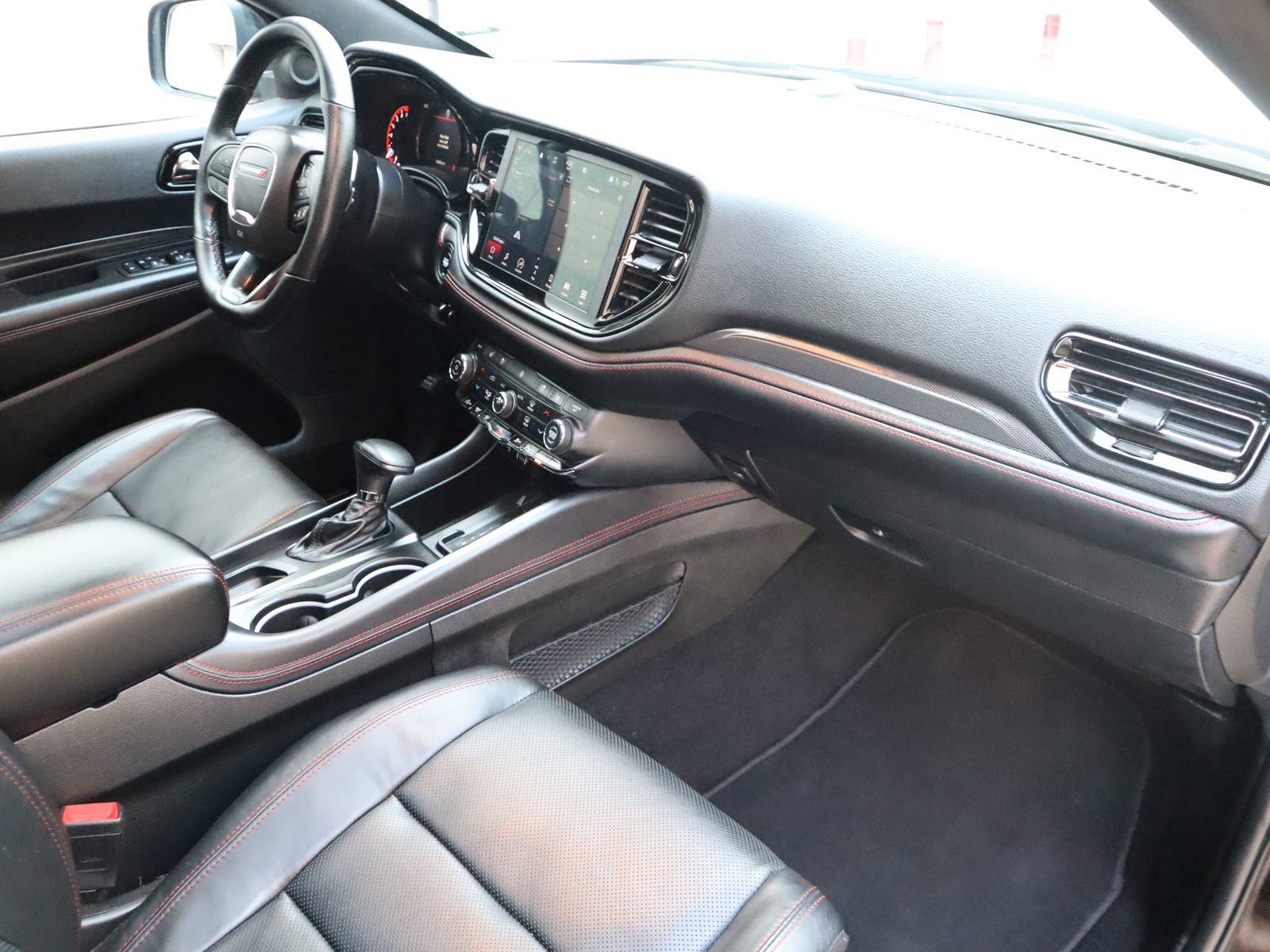 Used 2025 Dodge Durango GT image 59