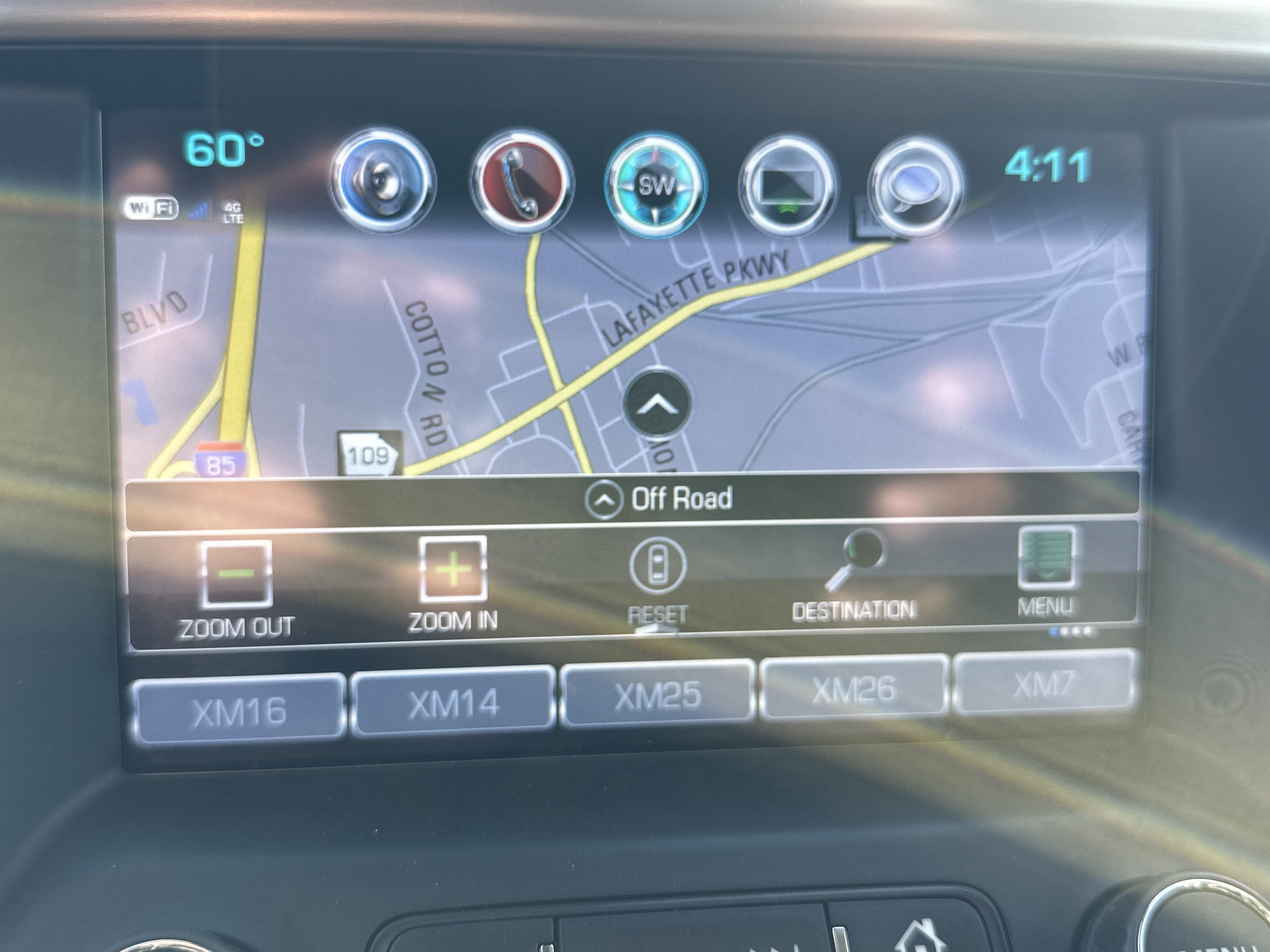 Certified 2019 GMC Acadia Denali w/ Technology Package image 31