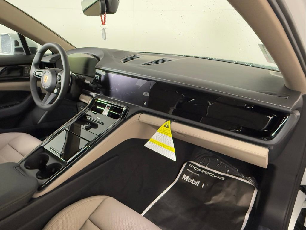 New 2026 Porsche Panamera image 19