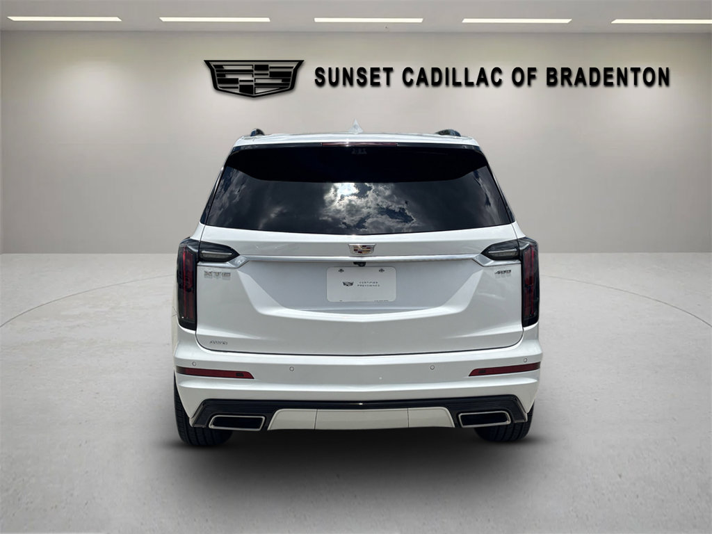 Certified 2023 Cadillac XT6 Sport w/ Platinum Package AWD/4WD image 4