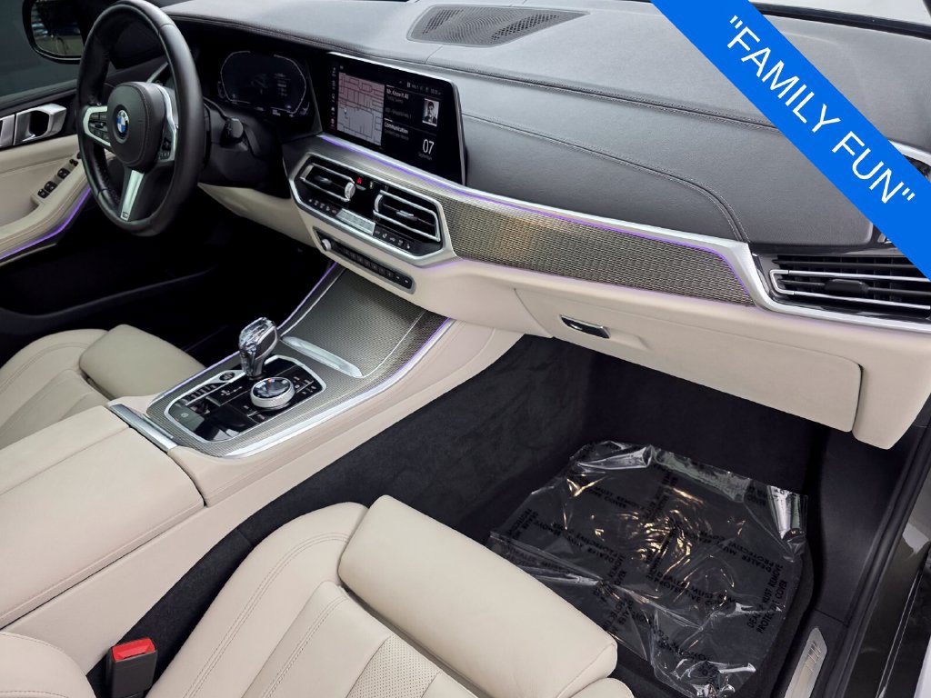 Used 2022 BMW X5 sDrive40i w/ M Sport Package RWD image 29