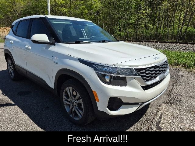 Used 2022 Kia Seltos LX AWD/4WD image 13
