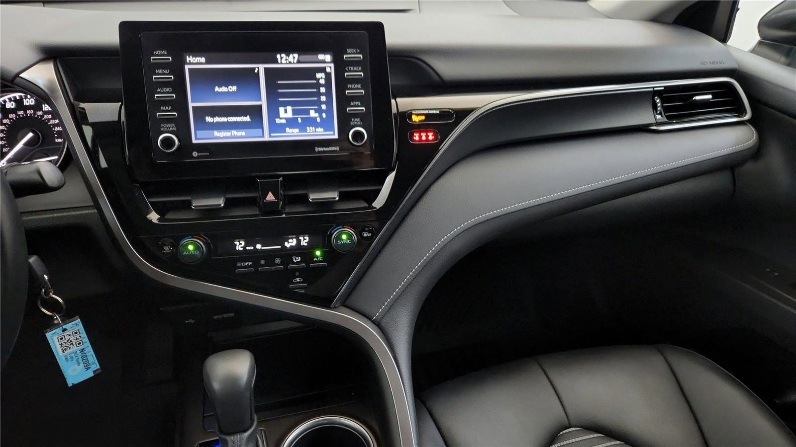 Certified 2024 Toyota Camry SE w/ Cold Weather Package FWD image 32