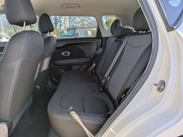 Used 2018 Kia Soul + image 14