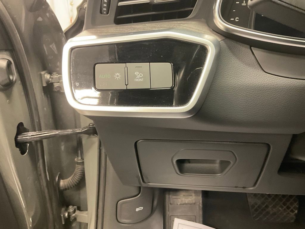 Used 2024 Audi A6 Premium Plus image 18