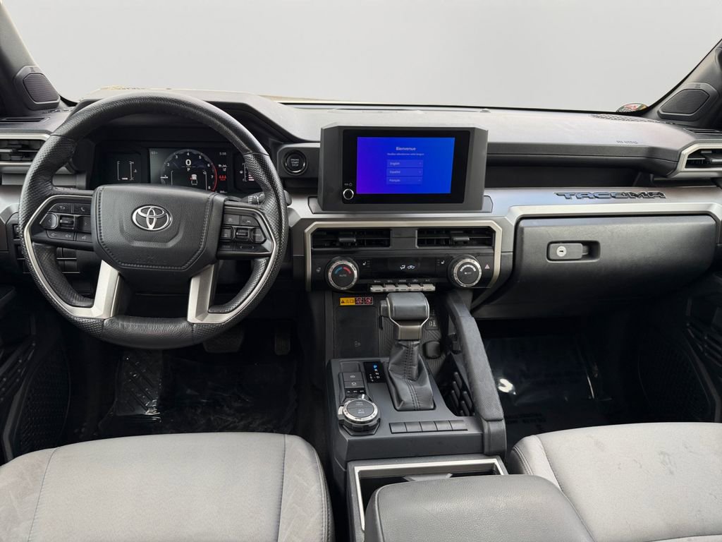 Used 2024 Toyota Tacoma SR5 AWD/4WD image 16