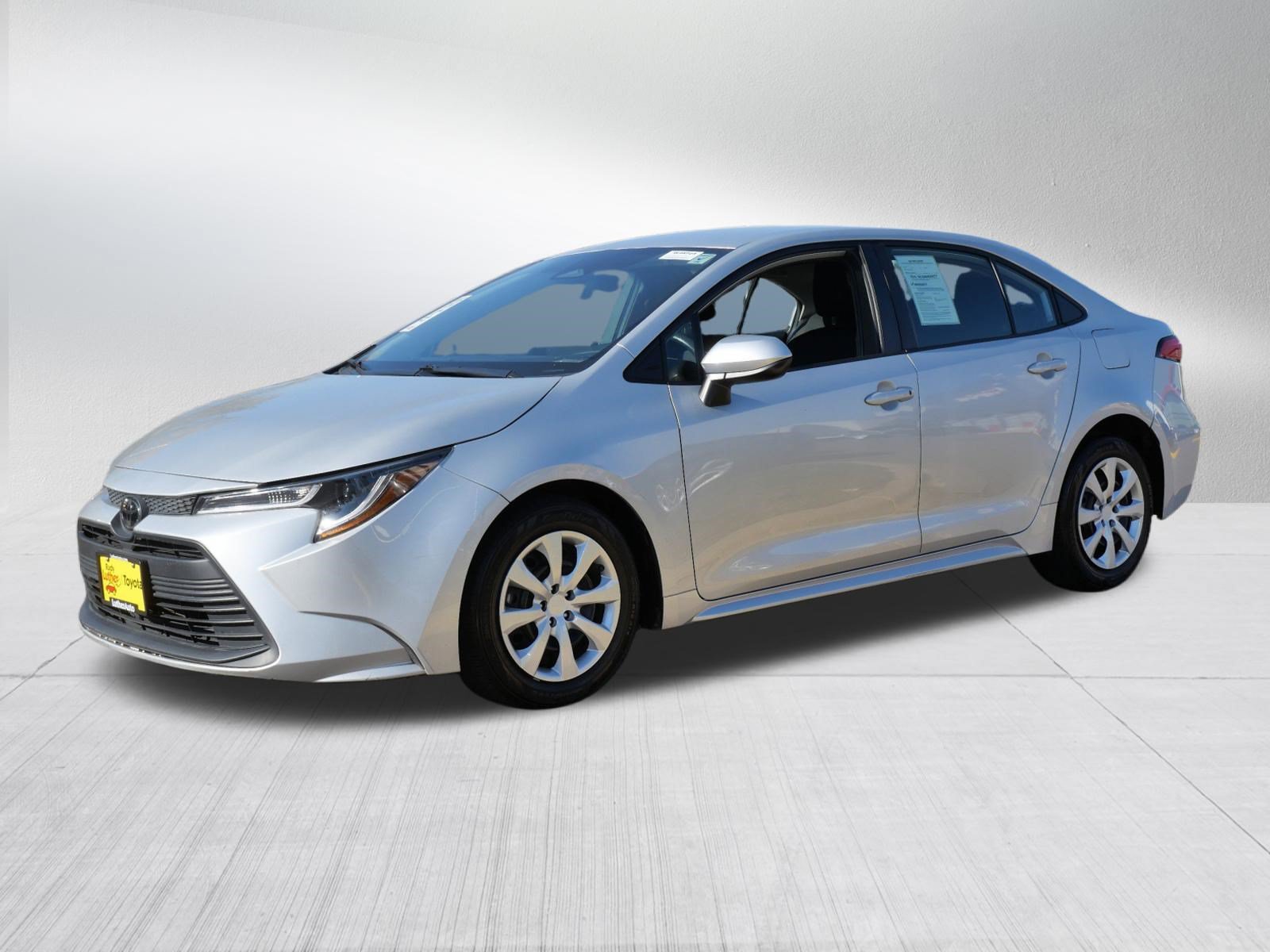 Certified 2023 Toyota Corolla LE FWD image 3