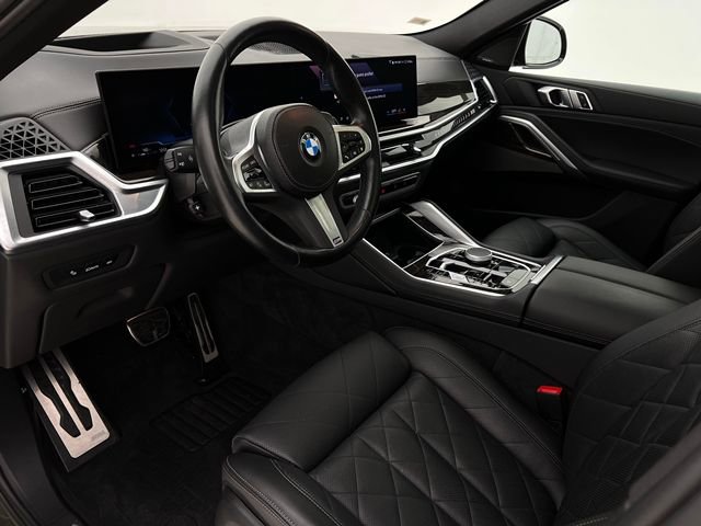 Used 2024 BMW X6 xDrive40i w/ Premium Package image 12