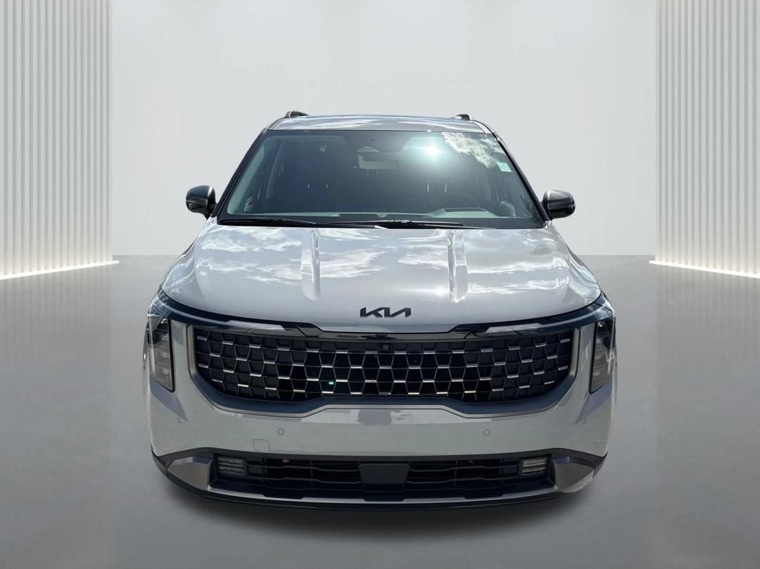 Used 2026 Kia Carnival SX Prestige FWD image 2