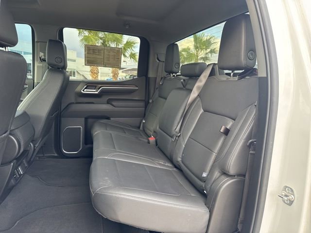 Used 2025 GMC Sierra 1500 SLT AWD/4WD image 9