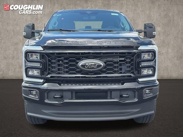 New 2026 Ford F250 Lariat w/ Black Appearance Package AWD/4WD image 2