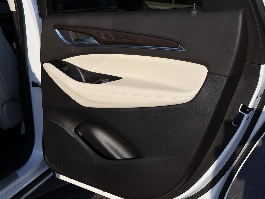 Used 2023 Buick Enclave Avenir w/ Avenir Technology Package image 16