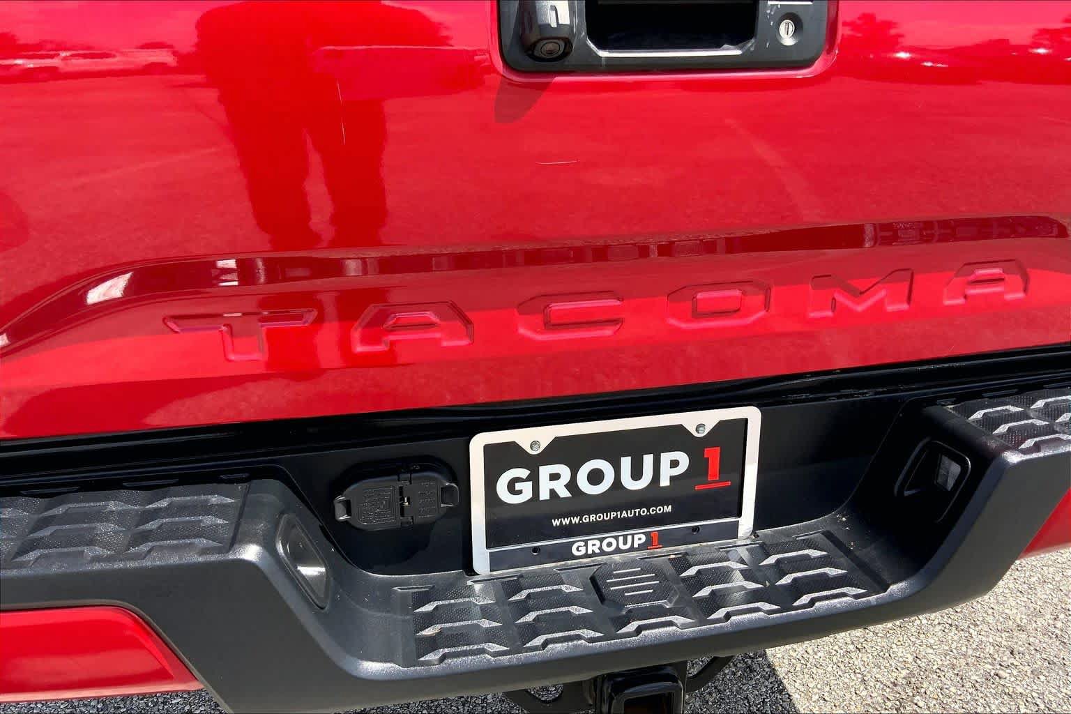 Used 2023 Toyota Tacoma SR AWD/4WD image 10