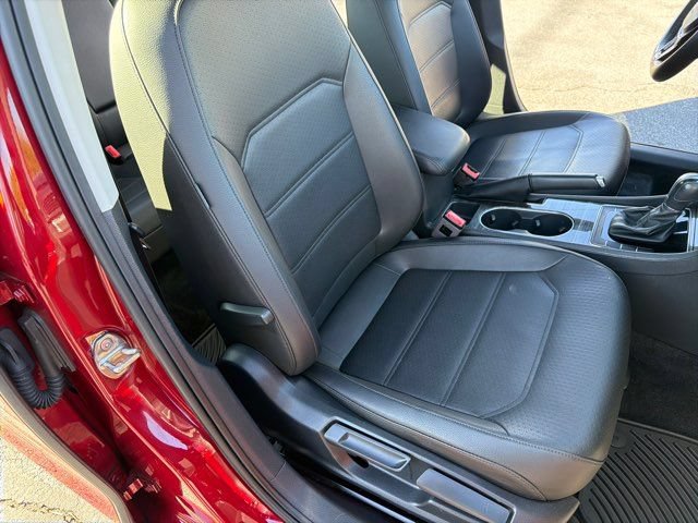 Used 2018 Volkswagen Passat 2.0T SE FWD image 23
