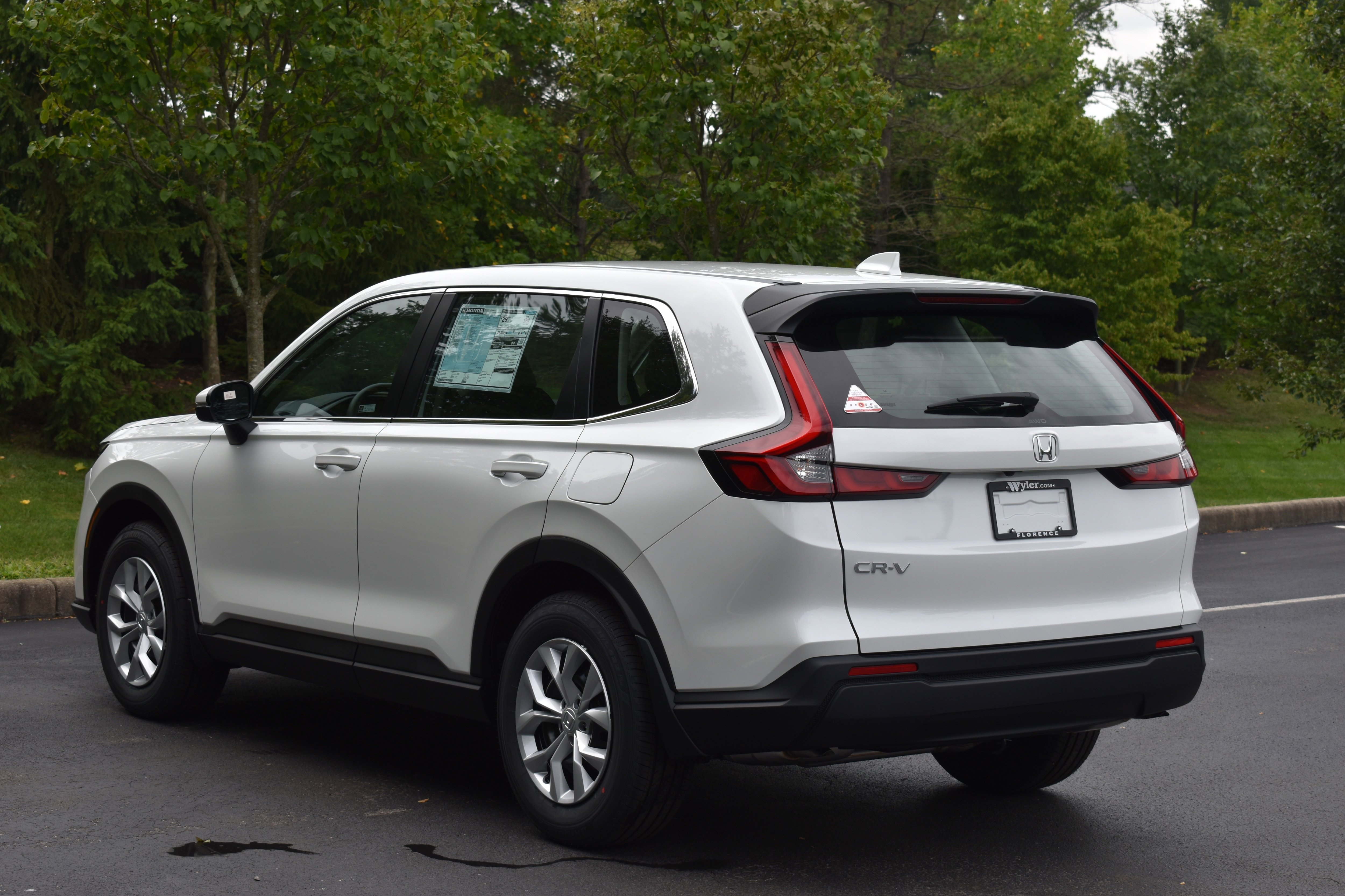 New 2025 Honda CR-V LX image 5