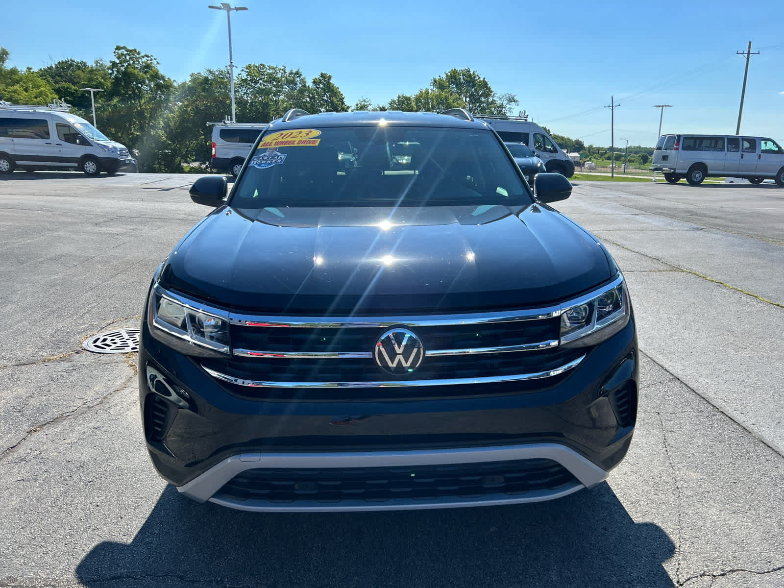 Used 2023 Volkswagen Atlas SE AWD/4WD image 8
