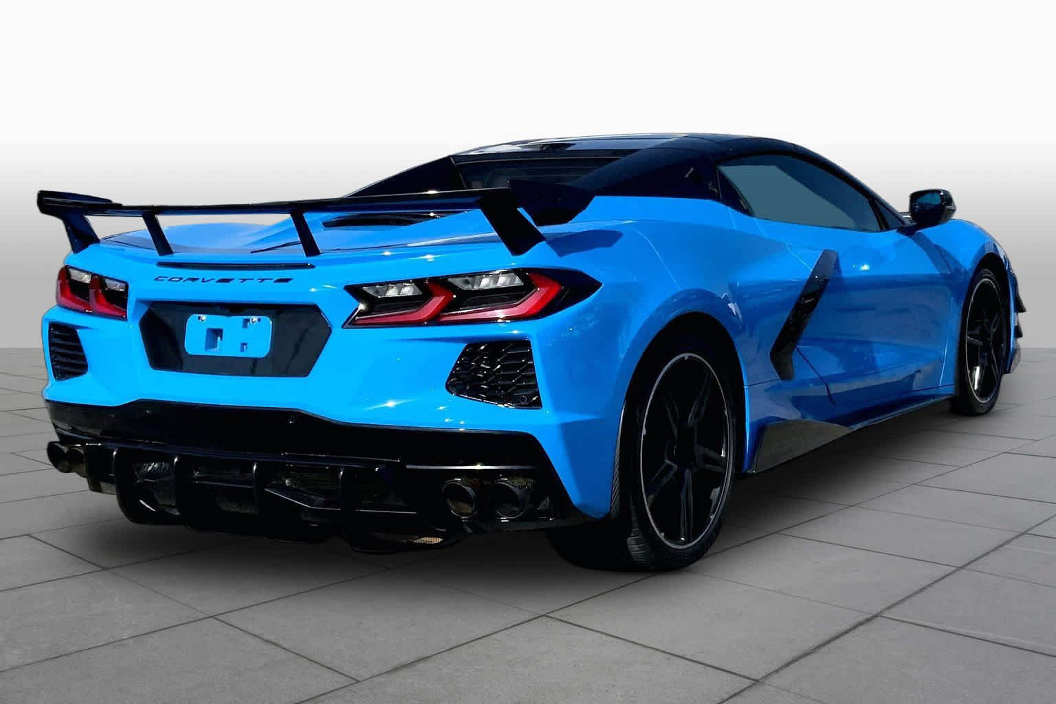 Used 2022 Chevrolet Corvette Stingray Premium Conv w/ Z51 Performance Package RWD image 12