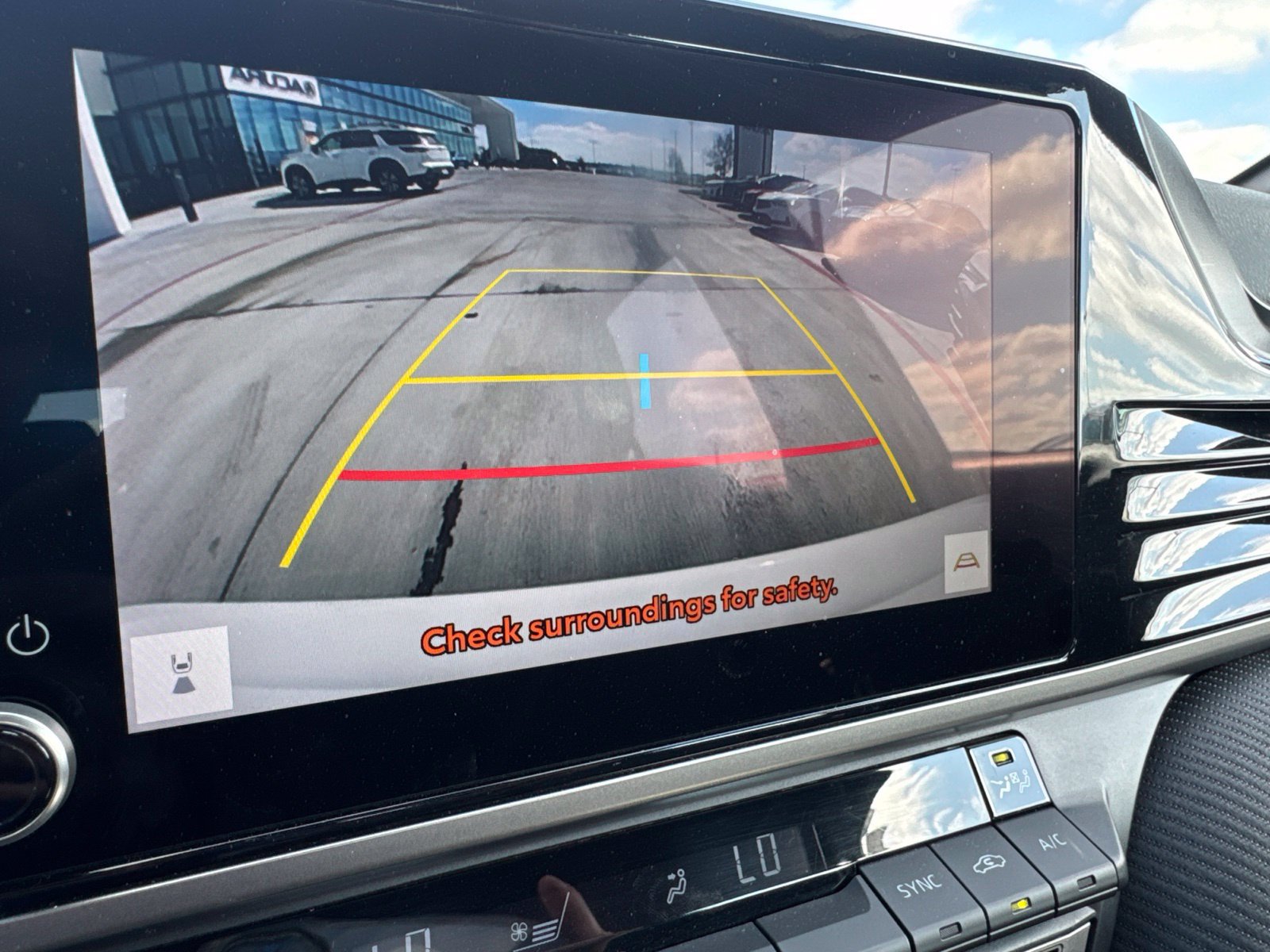 Used 2025 Toyota Camry SE FWD image 18
