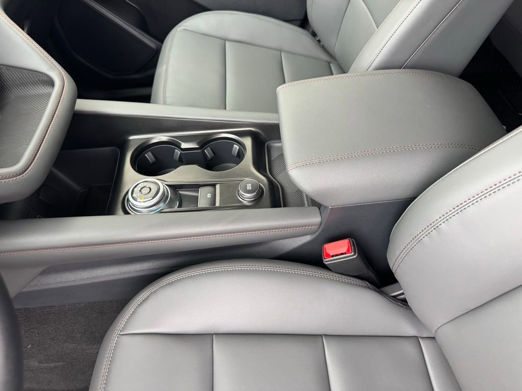 New 2026 Ford Explorer Active w/ Active Comfort Package image 16