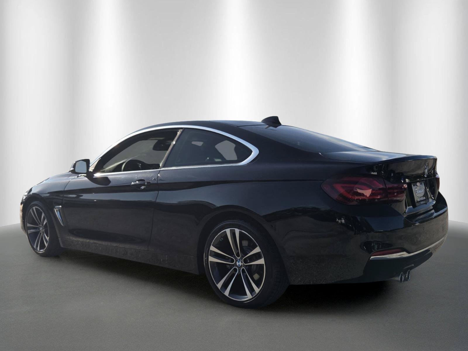 Used 2020 BMW 430i Coupe w/ Executive Package RWD image 5