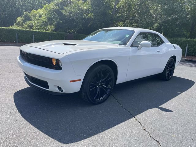 Used 2018 Dodge Challenger SXT Plus RWD image 3
