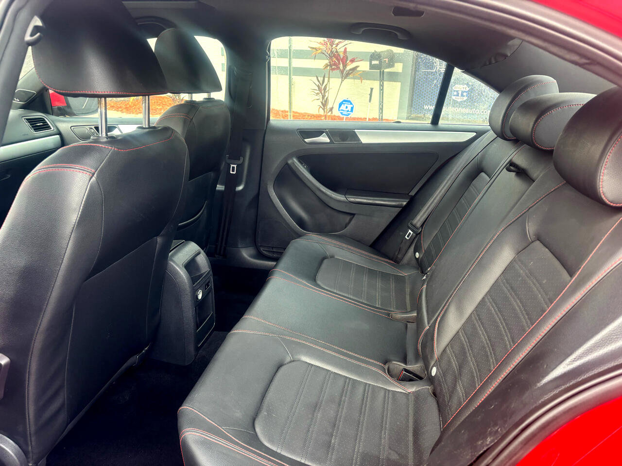 Used 2013 Volkswagen Jetta GLI Autobahn image 12