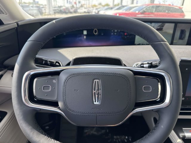 New 2026 Lincoln Nautilus Premier AWD/4WD image 28