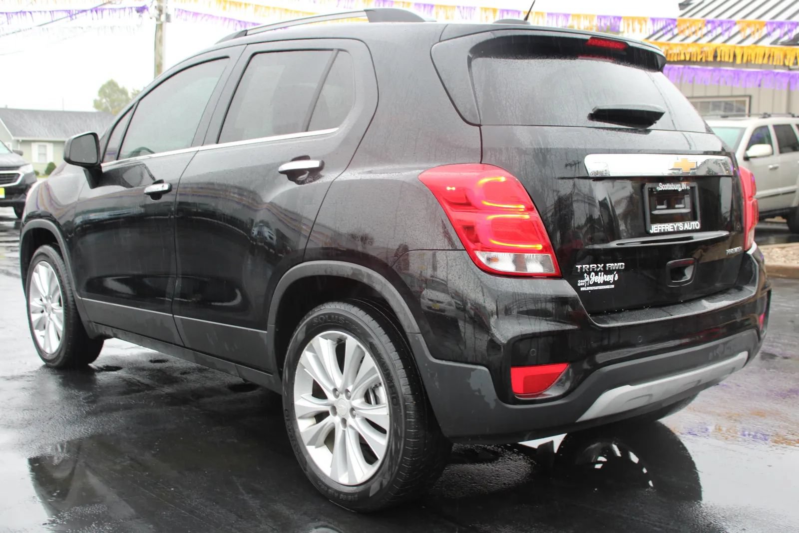 Used 2020 Chevrolet Trax Premier AWD/4WD image 2