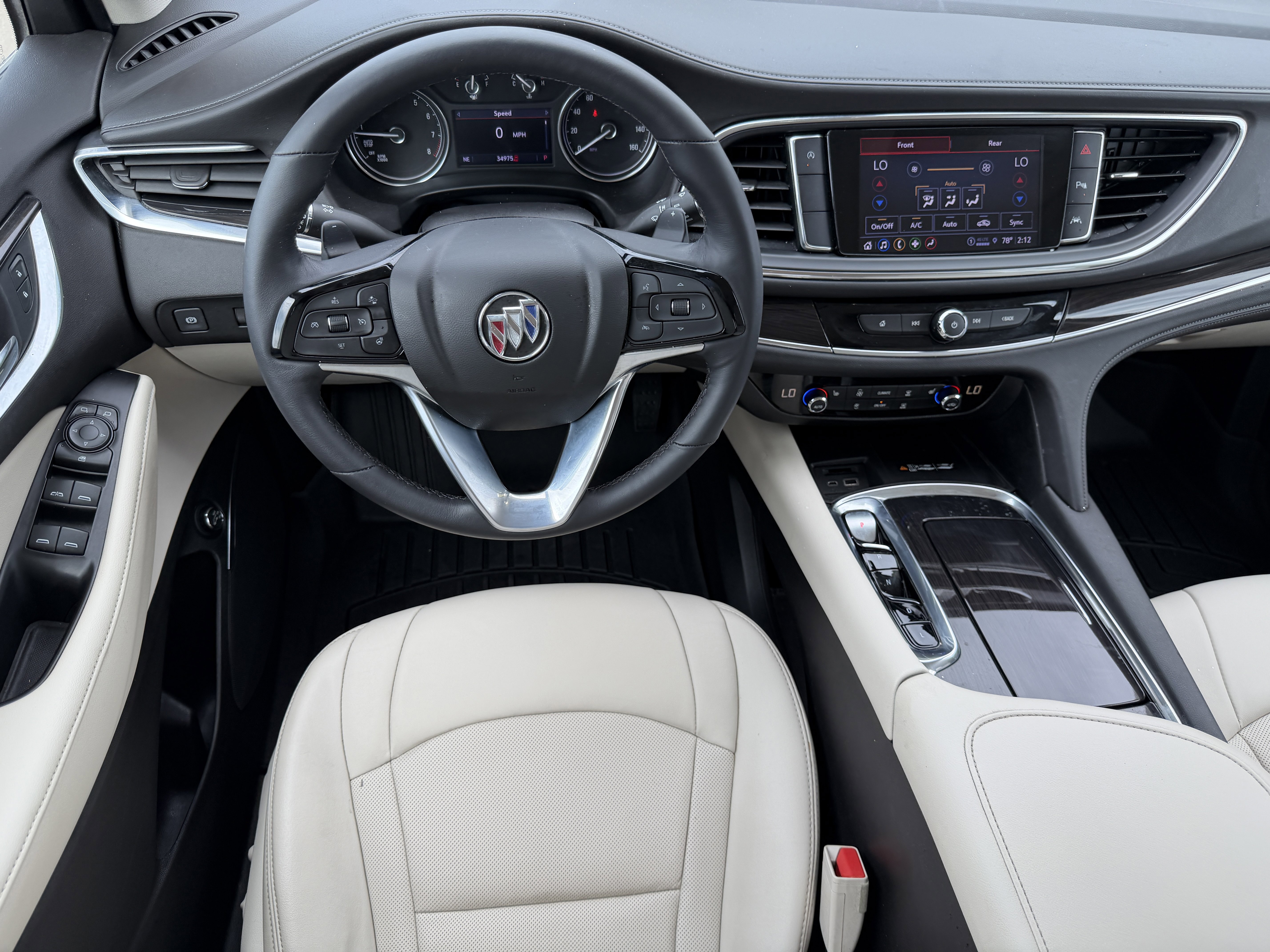 Used 2022 Buick Enclave Essence w/ Sport Touring Edition image 12