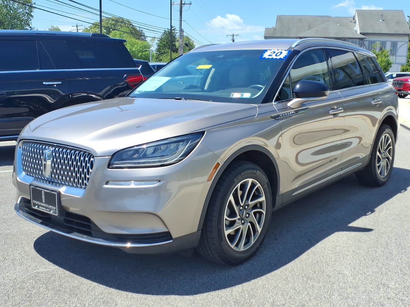 Certified 2020 Lincoln Corsair AWD w/ Equipment Group 101A image 8