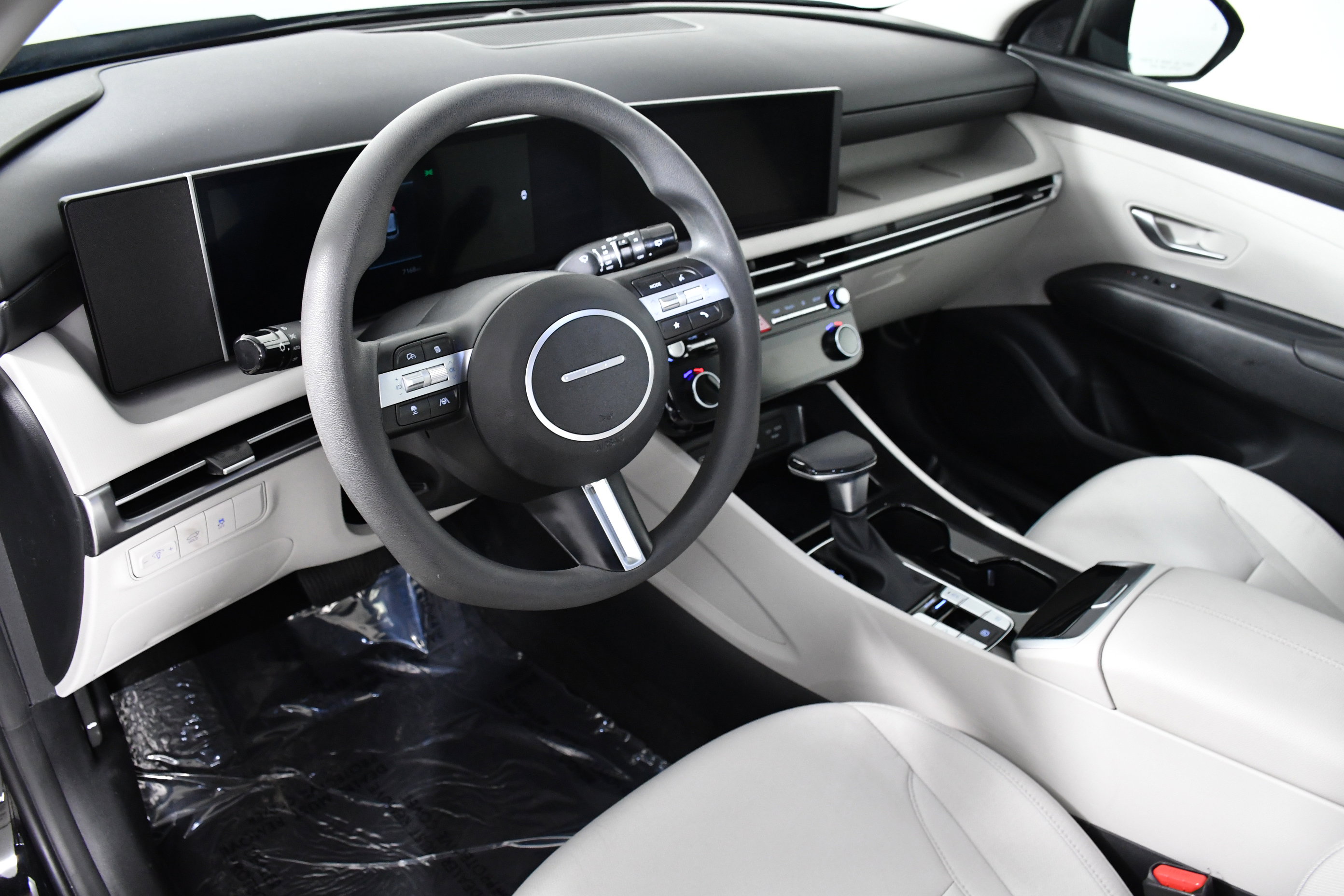 Used 2025 Hyundai Tucson SEL image 20