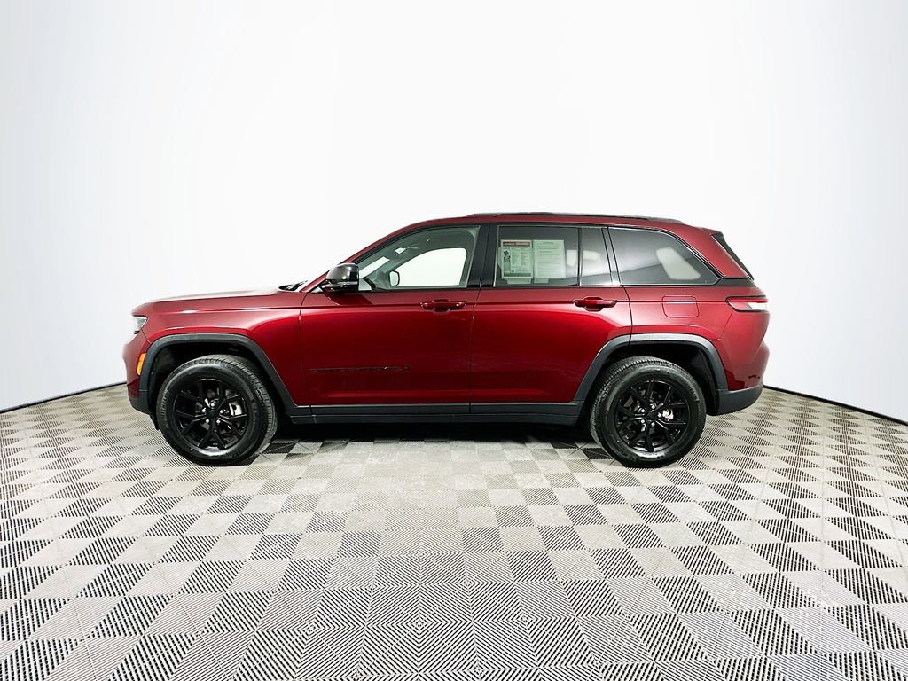 Certified 2024 Jeep Grand Cherokee Altitude image 7
