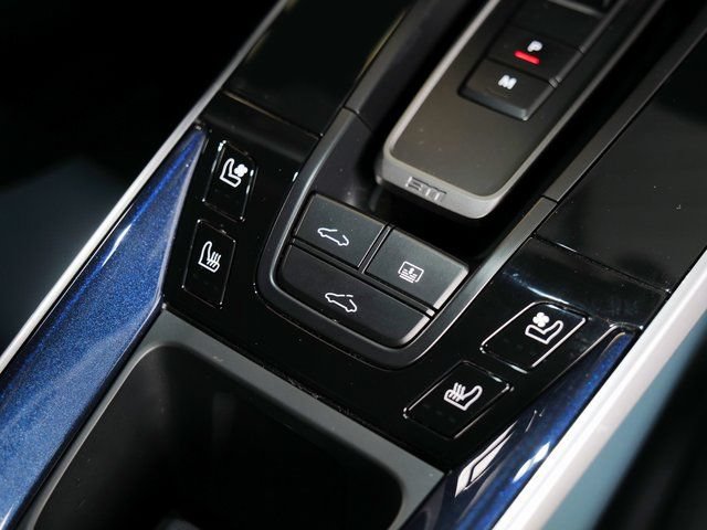 Certified 2022 Porsche 911 Turbo S AWD/4WD image 19