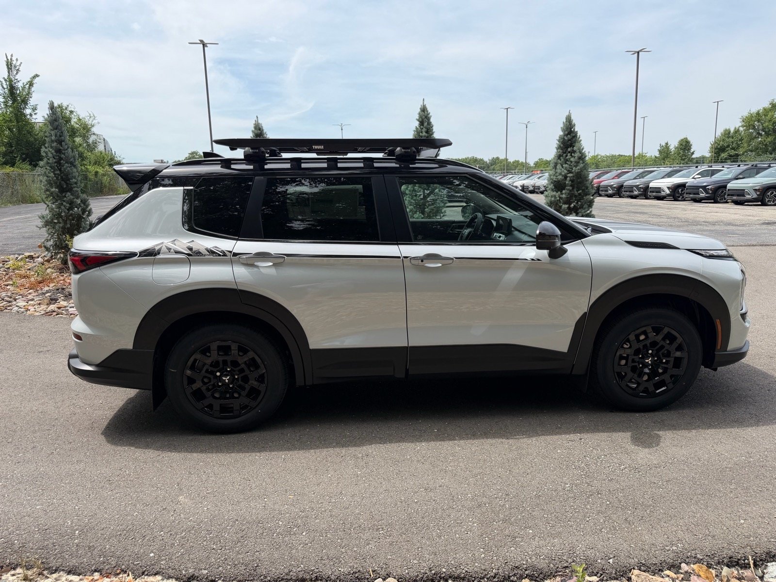 New 2026 Mitsubishi Outlander AWD image 6