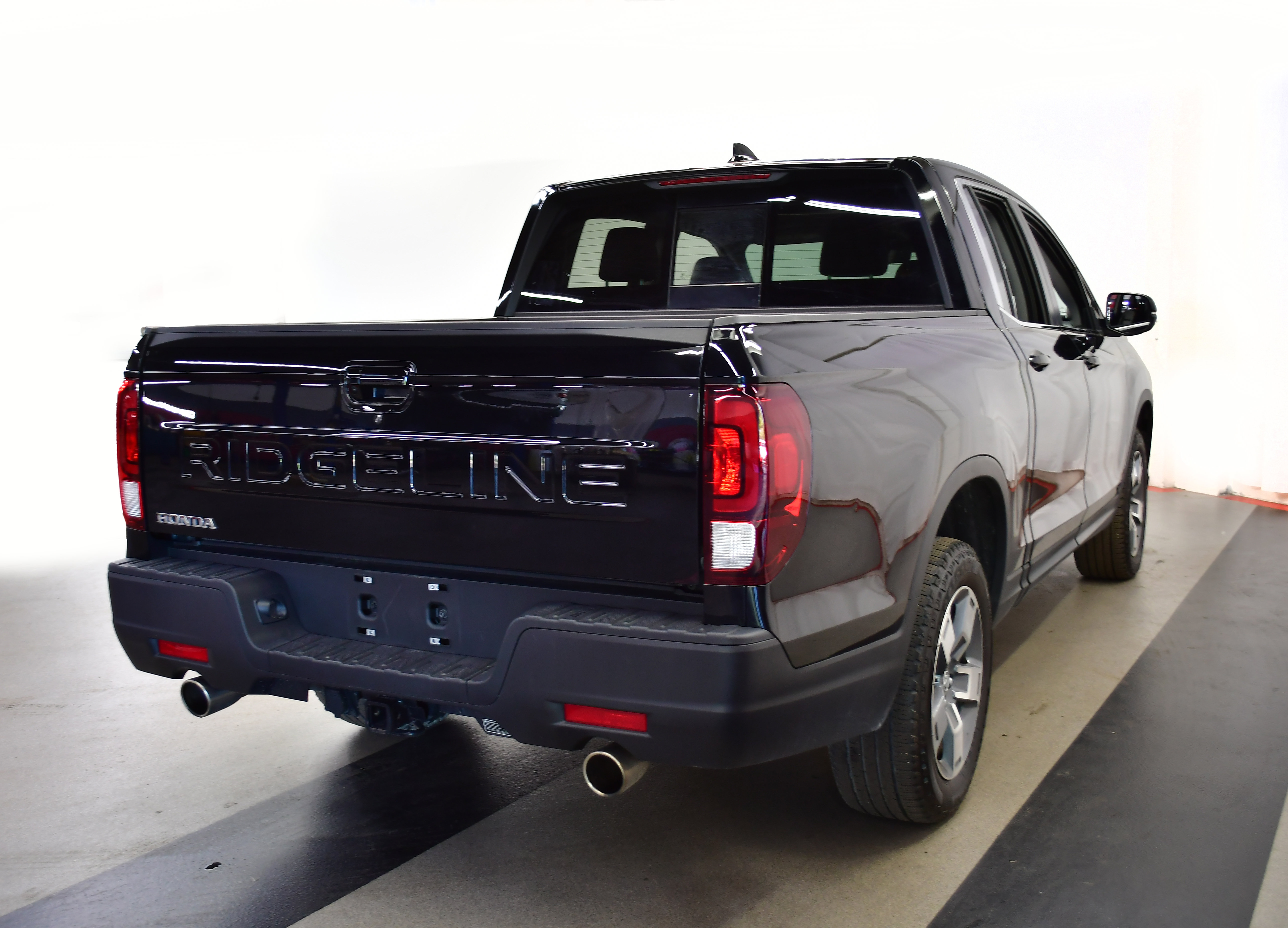 Used 2025 Honda Ridgeline RTL image 6
