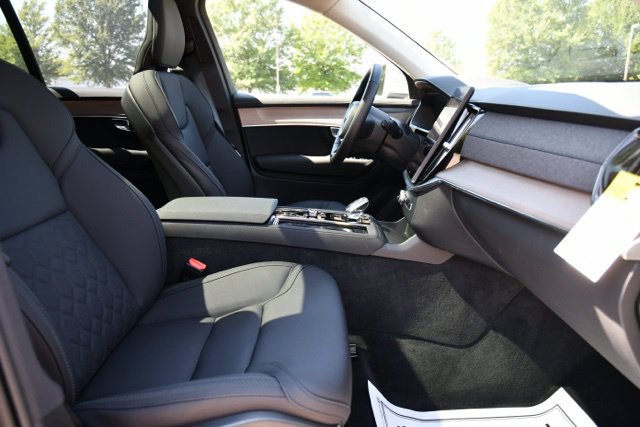 New 2026 Volvo XC90 B6 Plus w/ Protection Package Premier AWD/4WD image 30