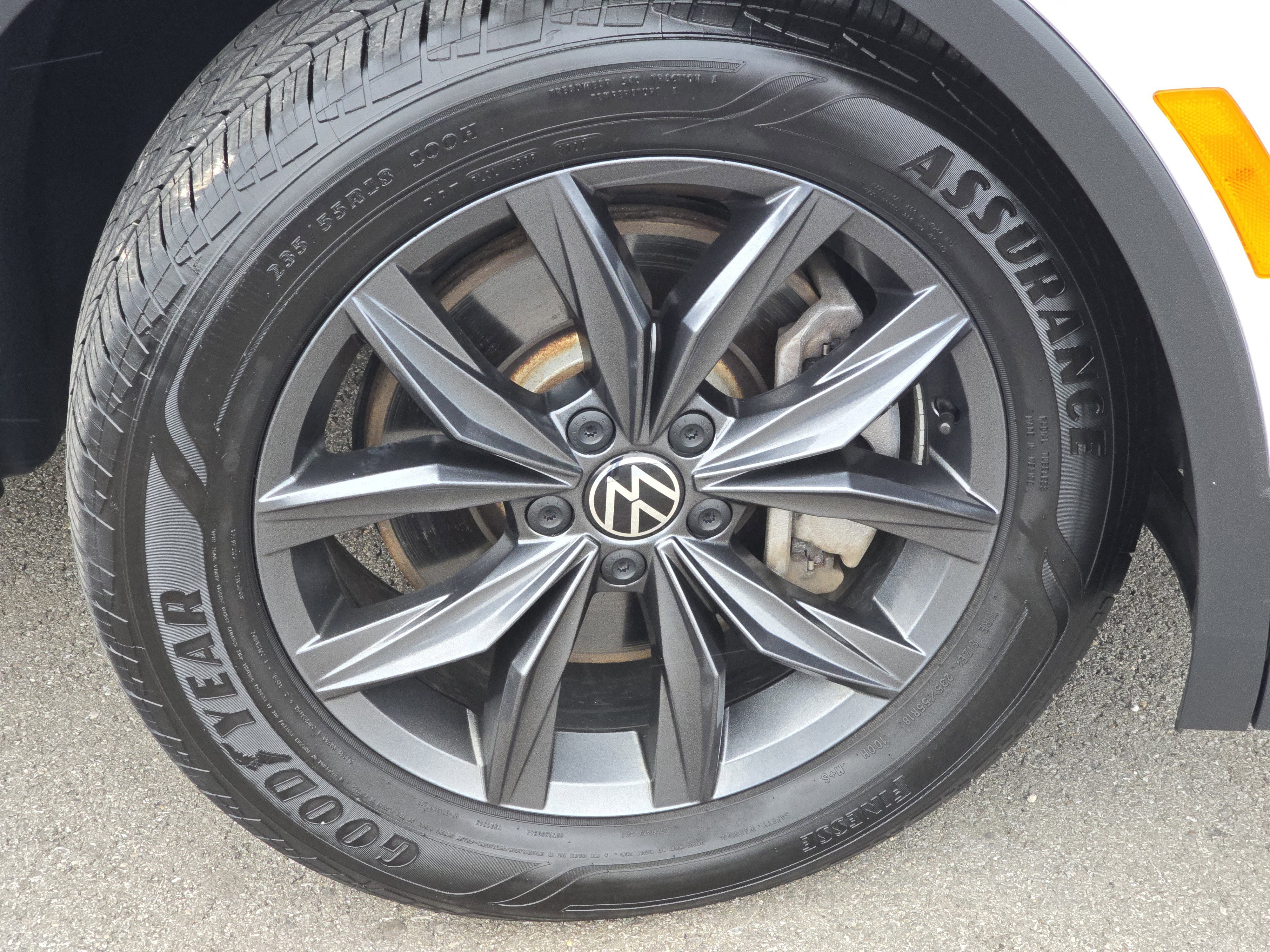 Certified 2023 Volkswagen Tiguan SE image 13