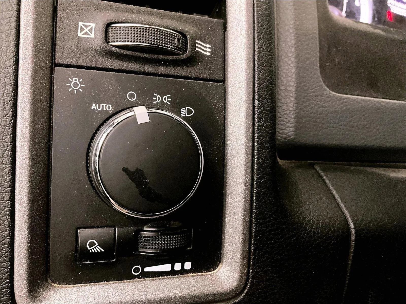 Used 2017 RAM 1500 Tradesman w/ Power & Remote Entry Group image 29